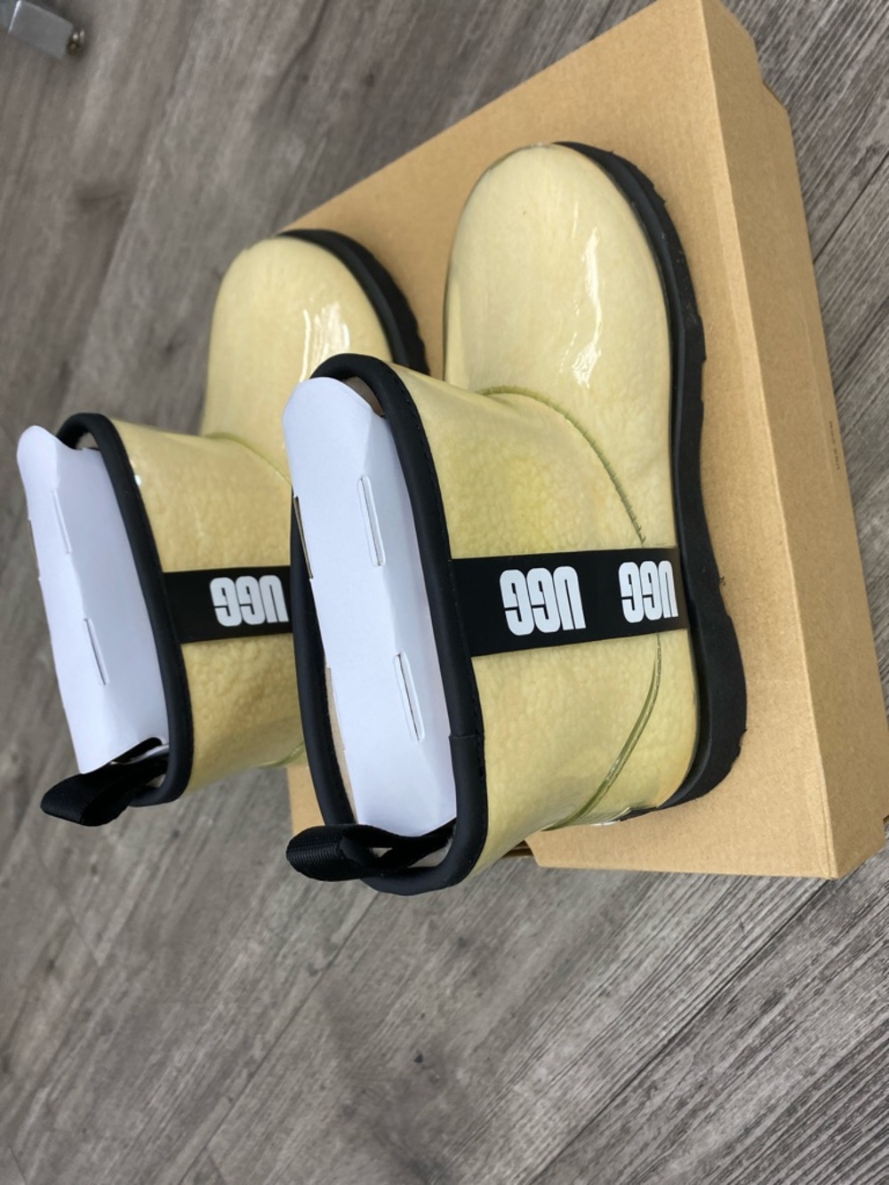 UGG Kids Classic Clear Mini NBLC Boots New With Tags